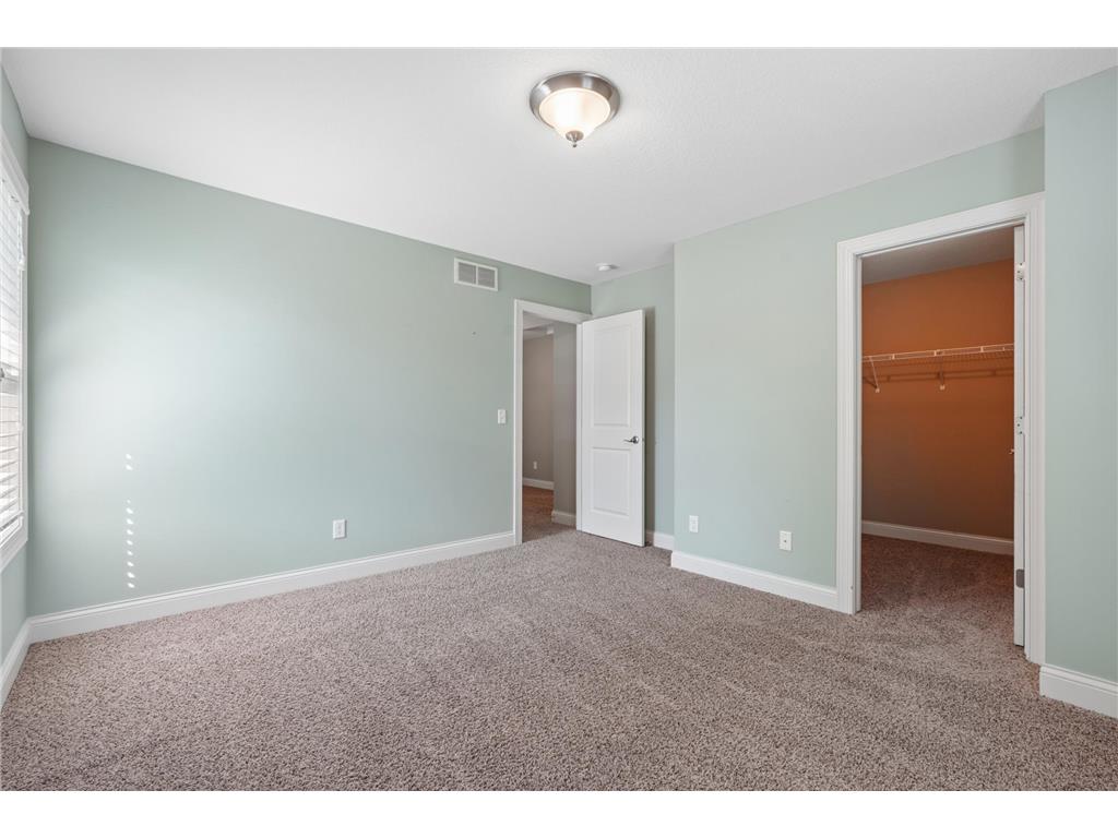 10601 Watersedge Lane Woodbury MN 55129 7061681 image30