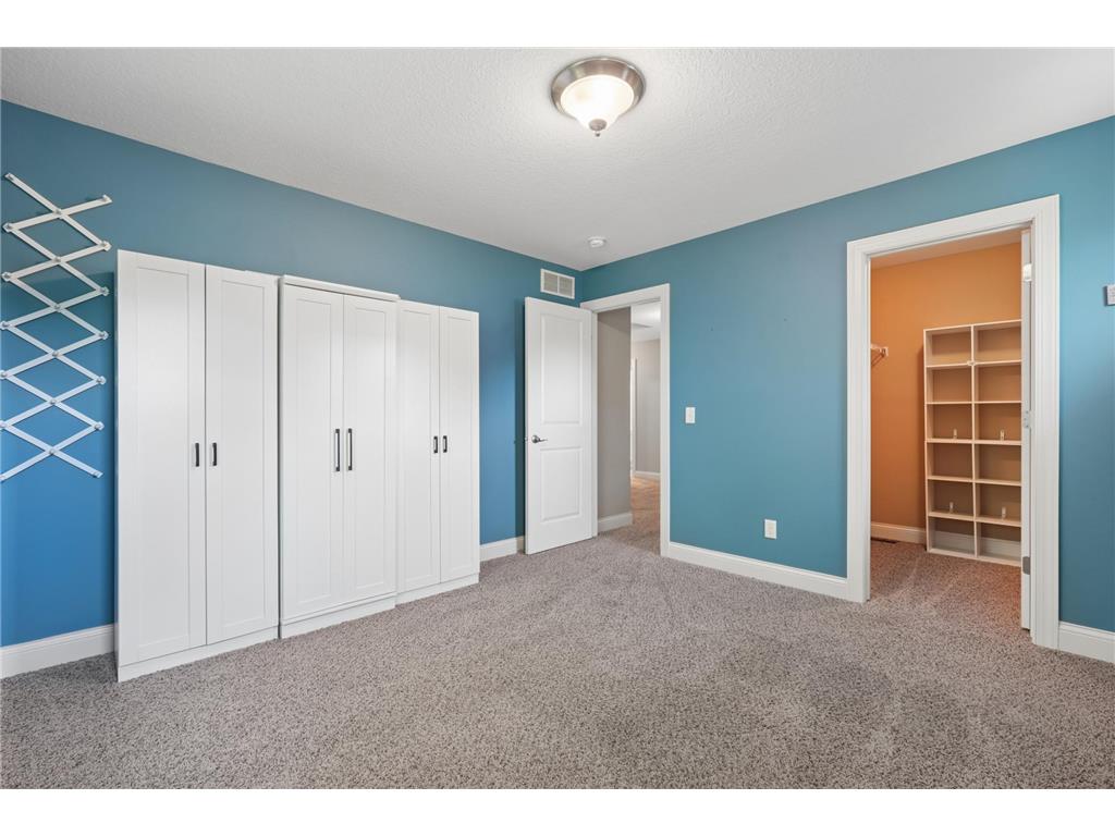 10601 Watersedge Lane Woodbury MN 55129 7061681 image35