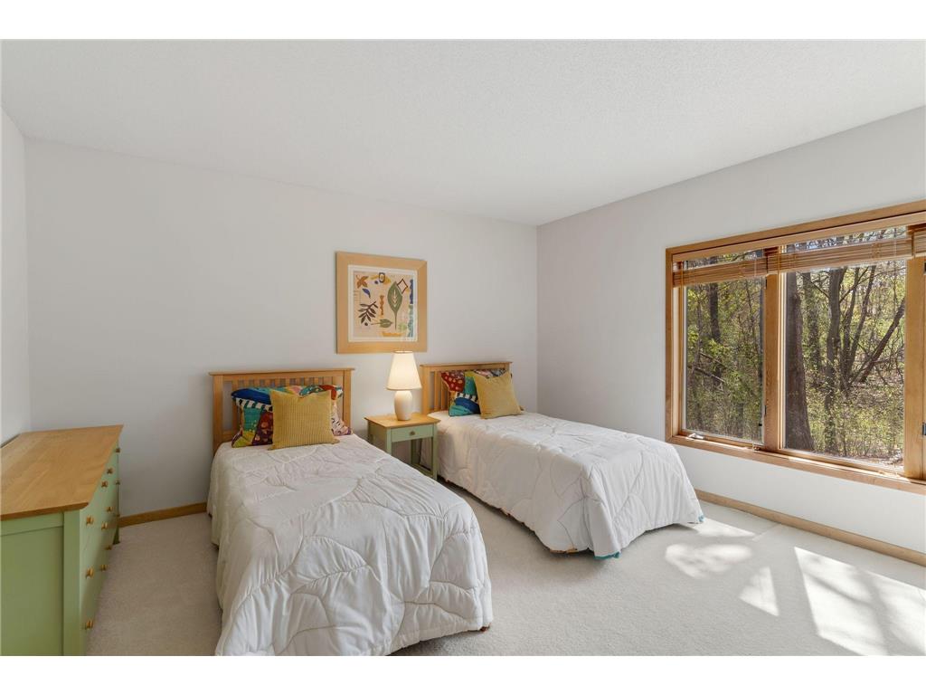 10605 54th Avenue N Plymouth MN 55442 7061717 image25