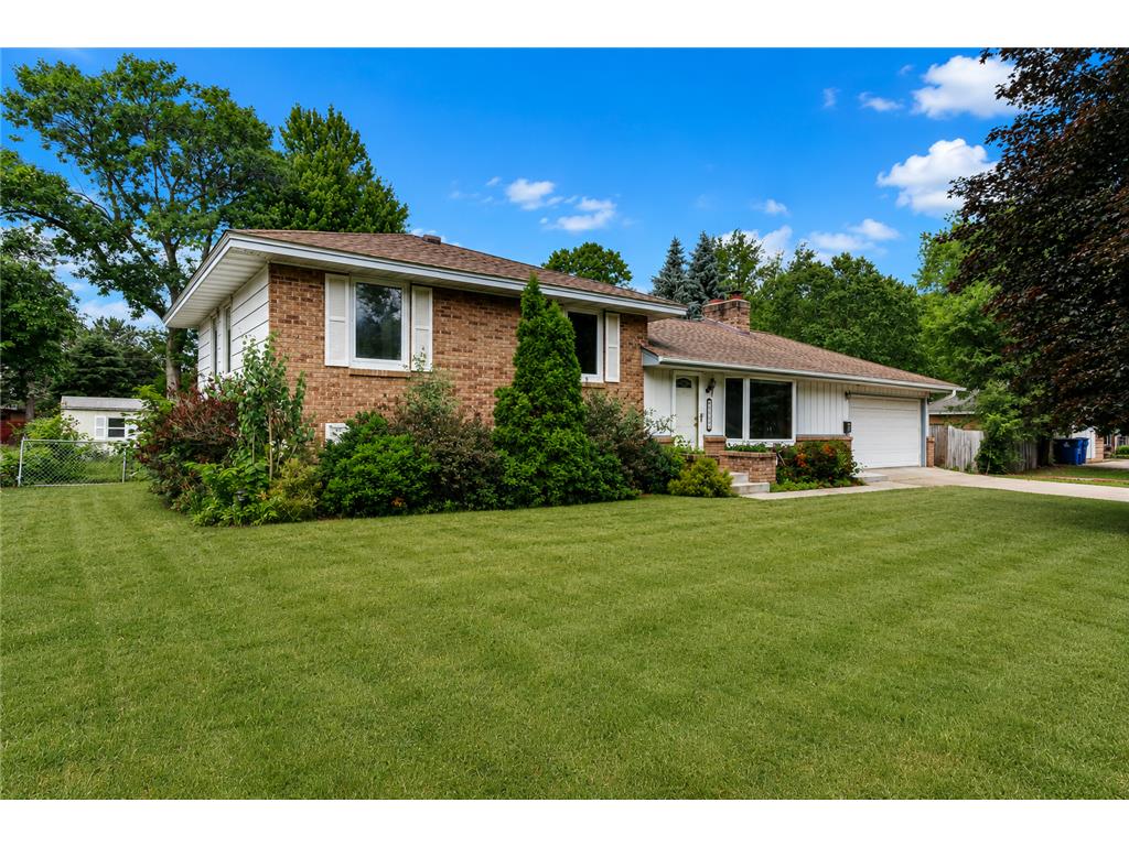 10608 Upton Avenue S Bloomington MN 55431 7091397 image1