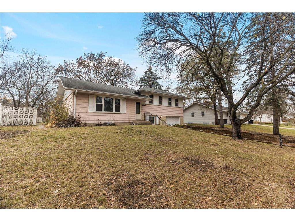 10608 Xavis Street NW Coon Rapids MN 55433 6631472 image1