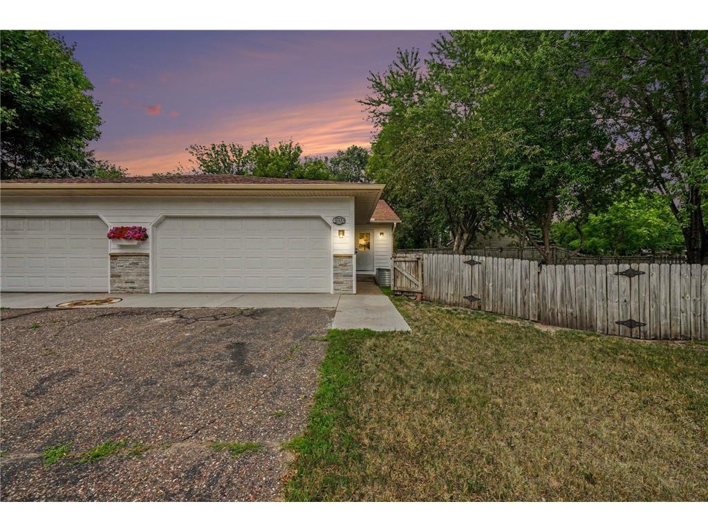 10609 Hummingbird Street NW Coon Rapids MN 55433 7114251 image1