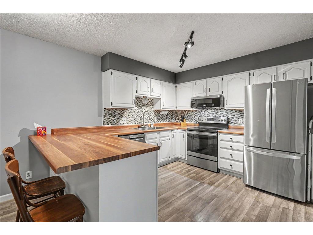 10609 Hummingbird Street NW Coon Rapids MN 55433 7114251 image8