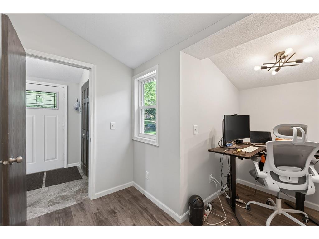 1061 Ohio Street West Saint Paul MN 55118 7092008 image6