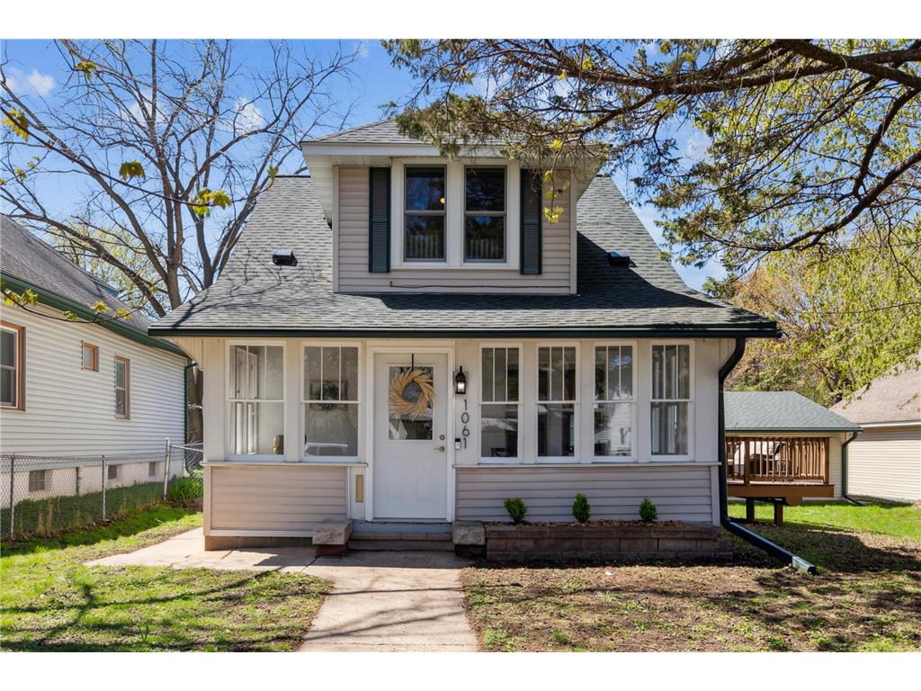 1061 Oxford Street N Saint Paul MN 55103 6713056 image1