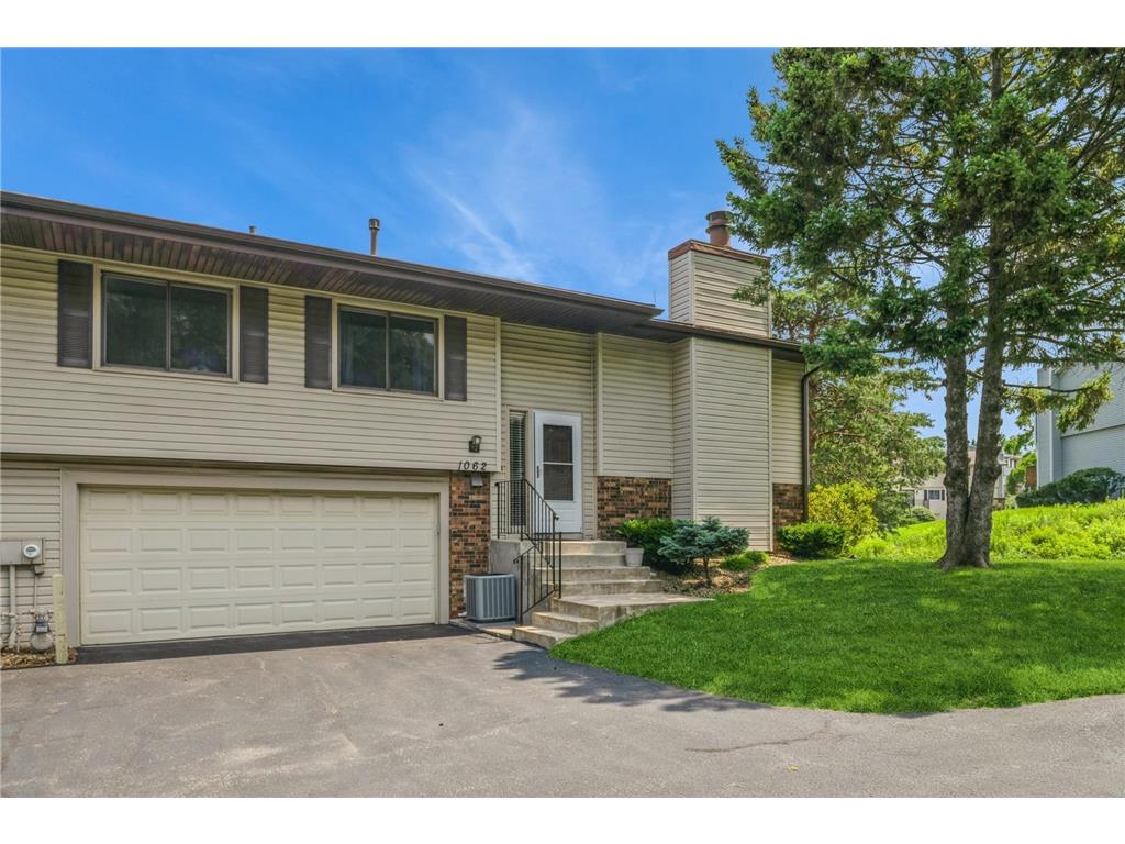 1062 Amble Drive Shoreview MN 55126 6747777 image1