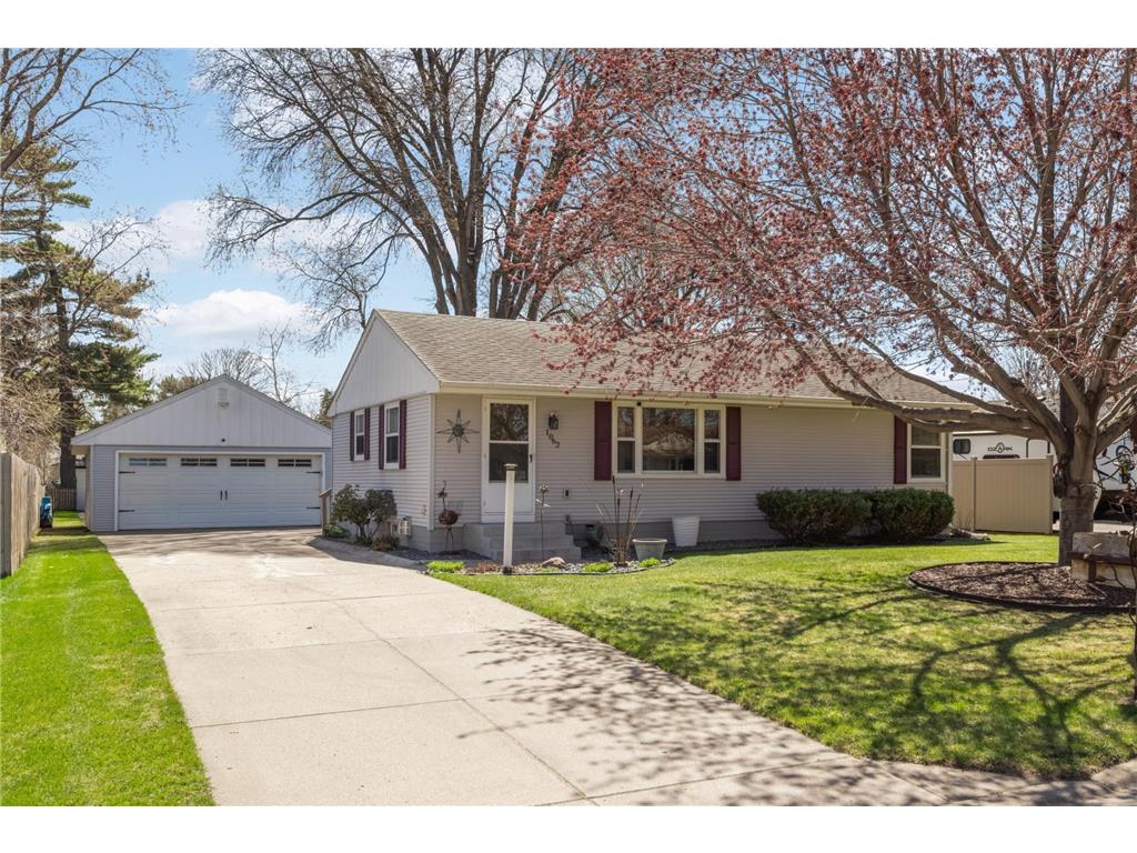 1062 Kenneth Street Eagan MN 55121 7056473 image1