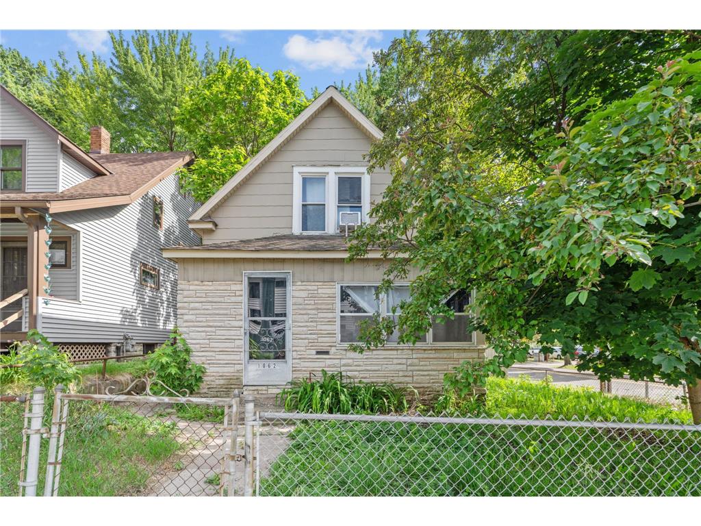 1062 Minnehaha Avenue E Saint Paul MN 55106 7087428 image1