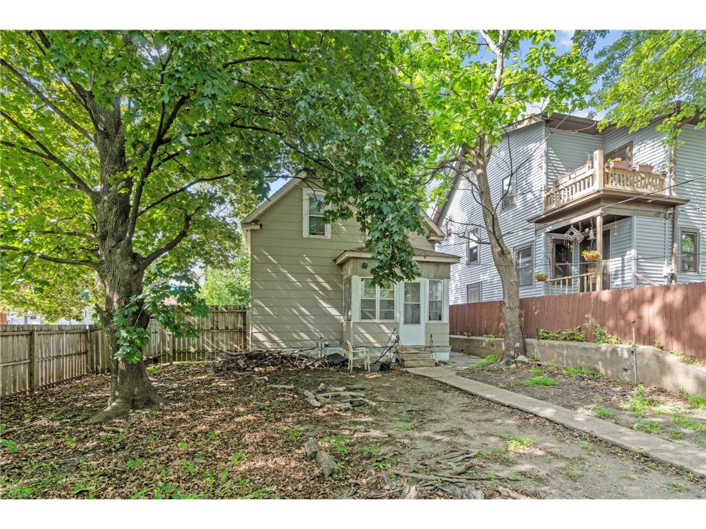 1062 Minnehaha Avenue E Saint Paul MN 55106 7087428 image12