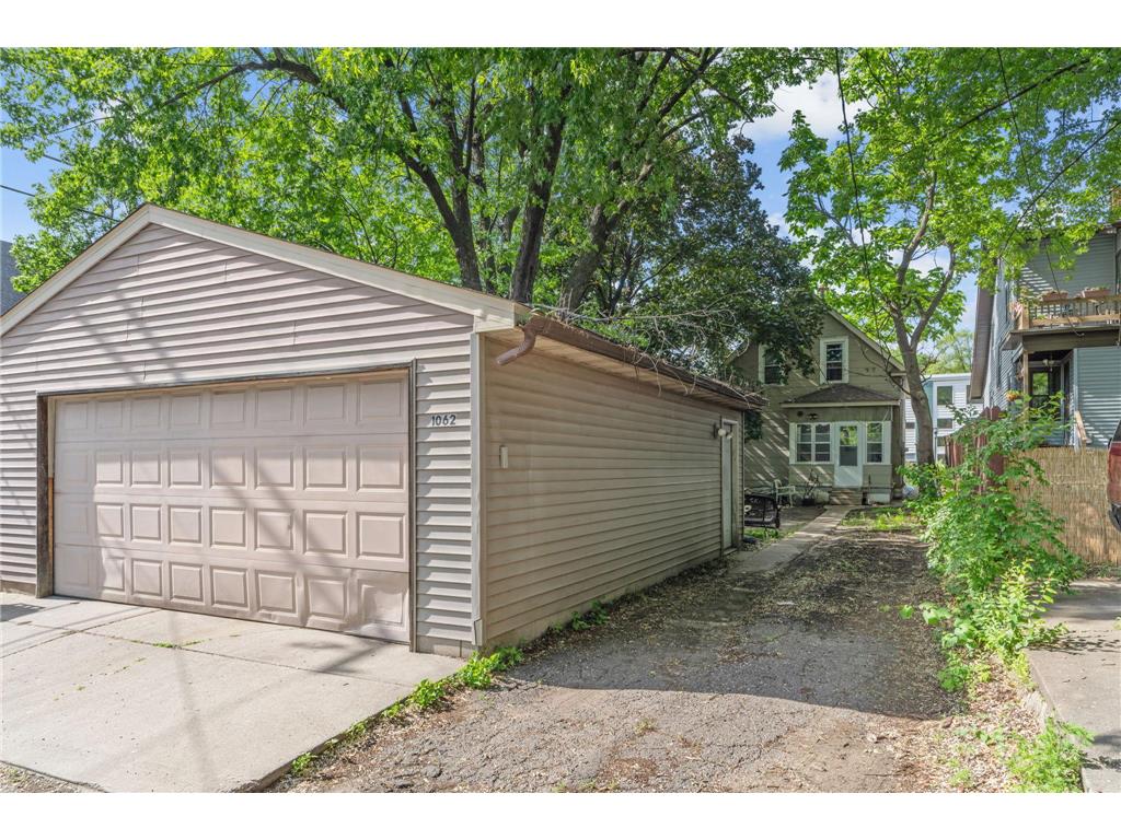 1062 Minnehaha Avenue E Saint Paul MN 55106 7087428 image14