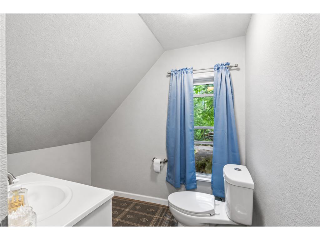 1062 Minnehaha Avenue E Saint Paul MN 55106 7087428 image9