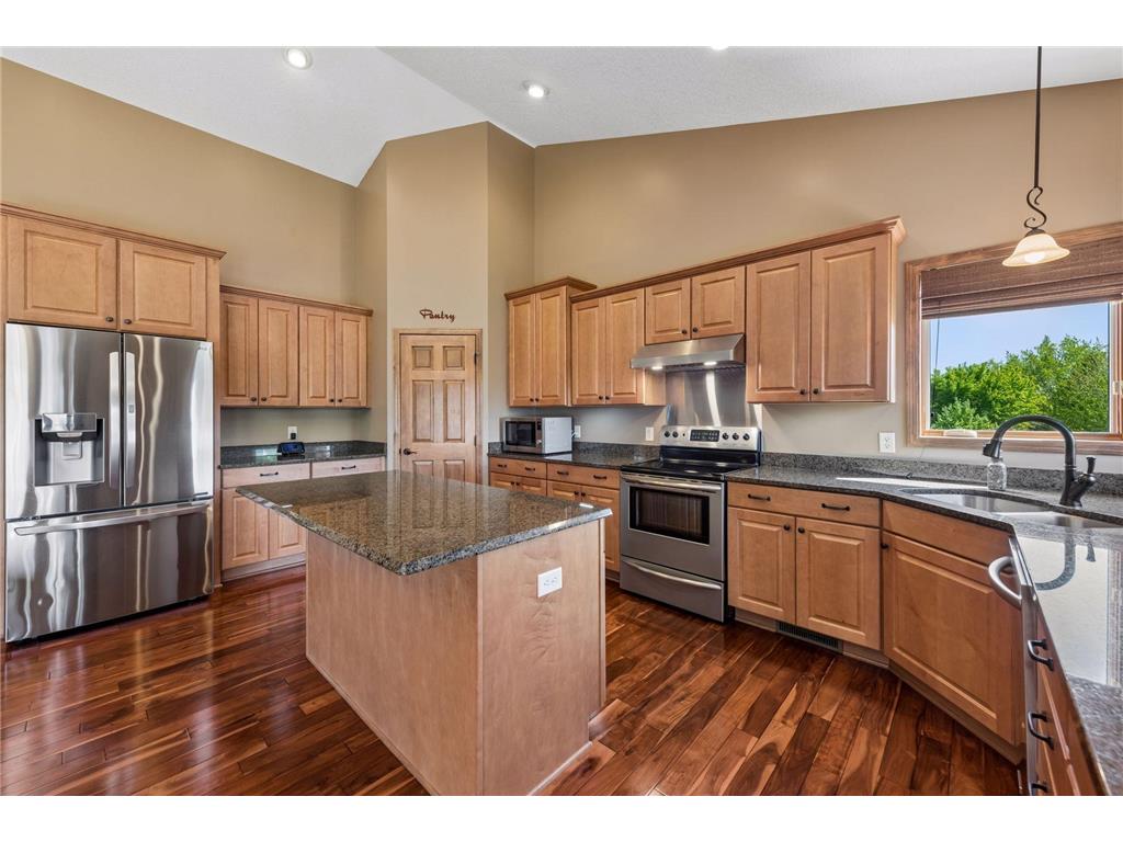 10627 Colorado Avenue N Brooklyn Park MN 55443 7070098 image8