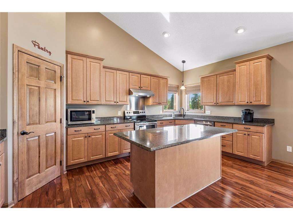 10627 Colorado Avenue N Brooklyn Park MN 55443 7070098 image9