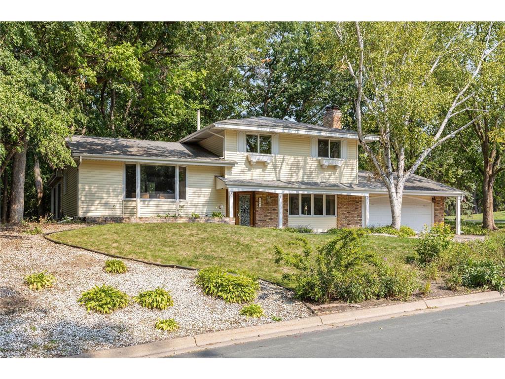 1063 Carlton Drive, Shoreview, MN 55126 MLS 6258868 Edina Realty