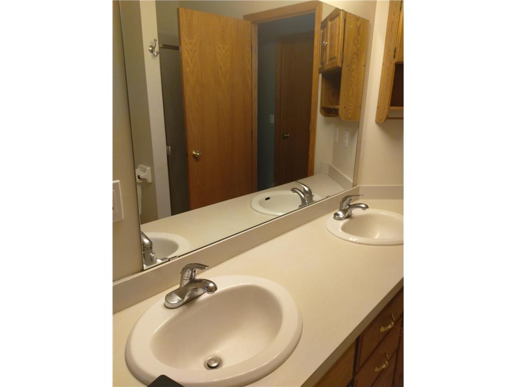 1063 Juniper Court Shakopee MN 55379 7088452 image32