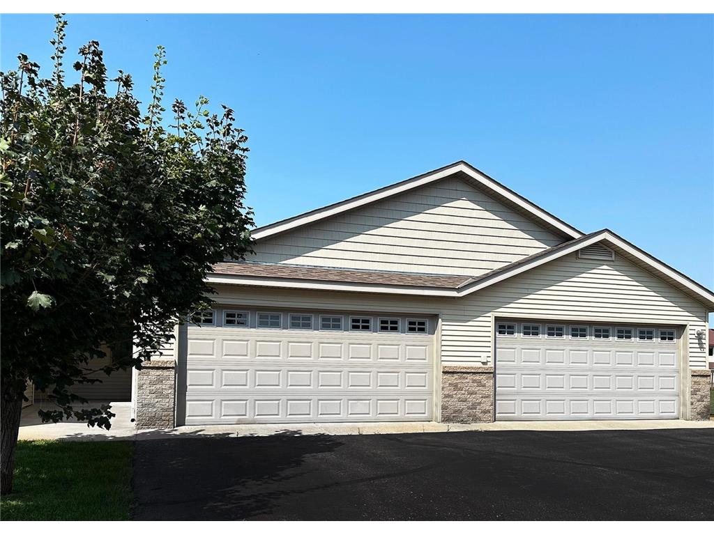 1063 Manor Court Saint Cloud MN 56303 6596349 image1