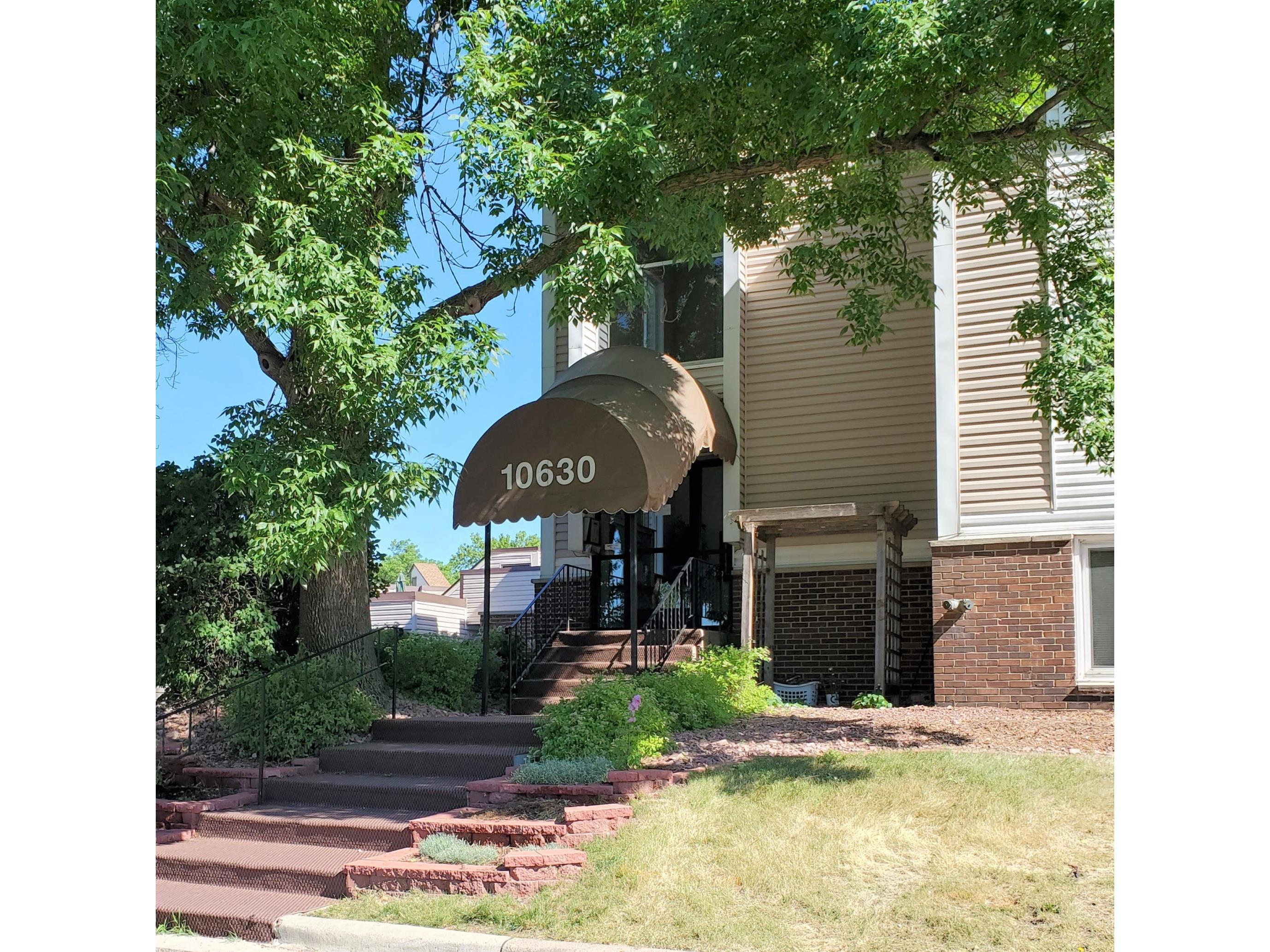 10630 Rockford Road 108, Plymouth, MN 55442 MLS 6008843 Edina Realty