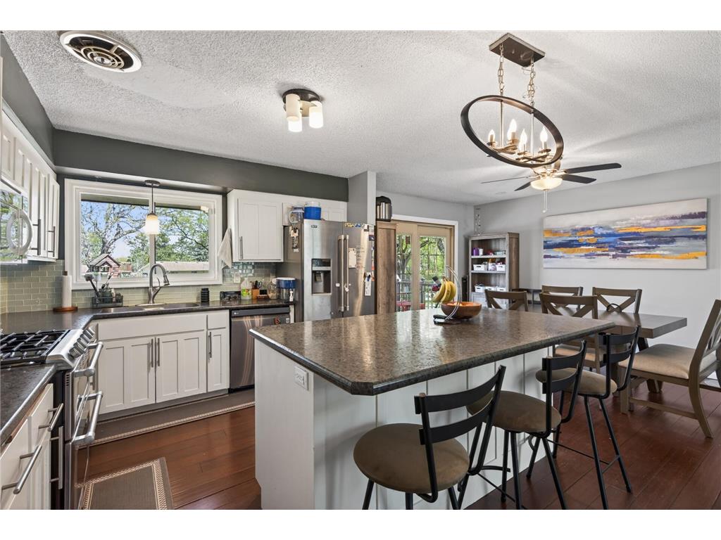 10633 Hollywood Boulevard NW Coon Rapids MN 55433 7068477 image12