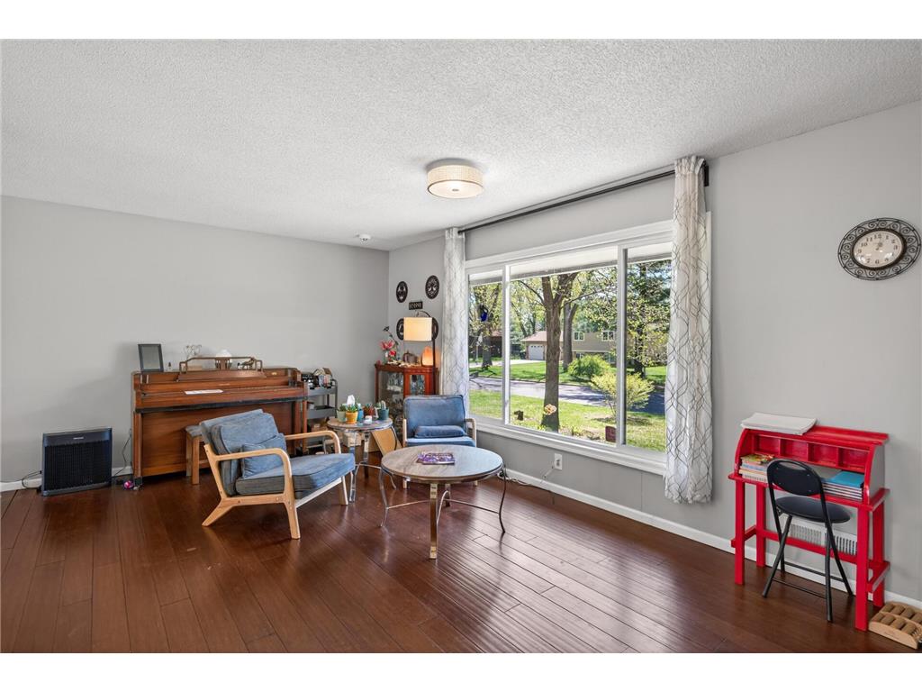 10633 Hollywood Boulevard NW Coon Rapids MN 55433 7068477 image16