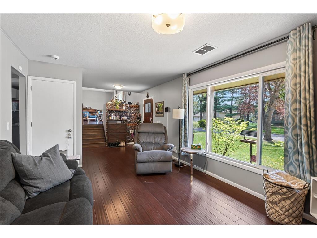 10633 Hollywood Boulevard NW Coon Rapids MN 55433 7068477 image20