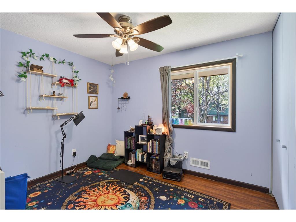 10633 Hollywood Boulevard NW Coon Rapids MN 55433 7068477 image28