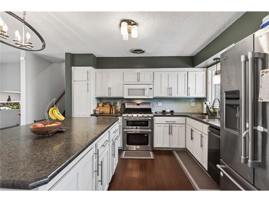 10633 Hollywood Boulevard NW Coon Rapids MN 55433 7068477 image8