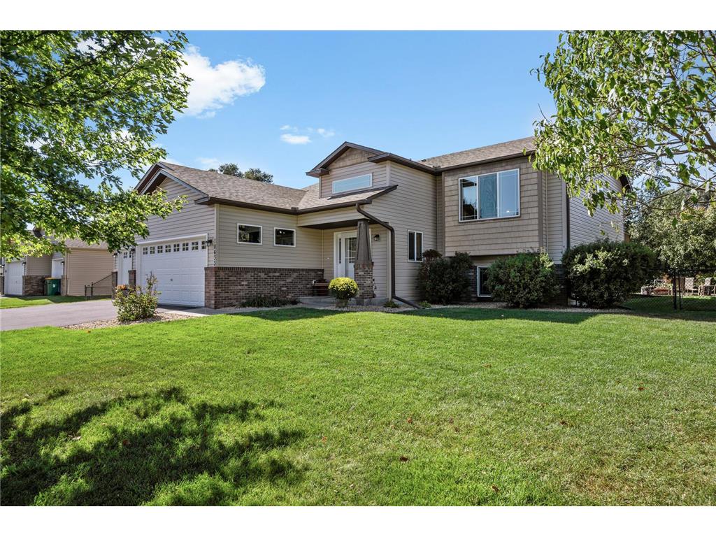 10633 Kyle Avenue N Brooklyn Park MN 55443 6639420 image1