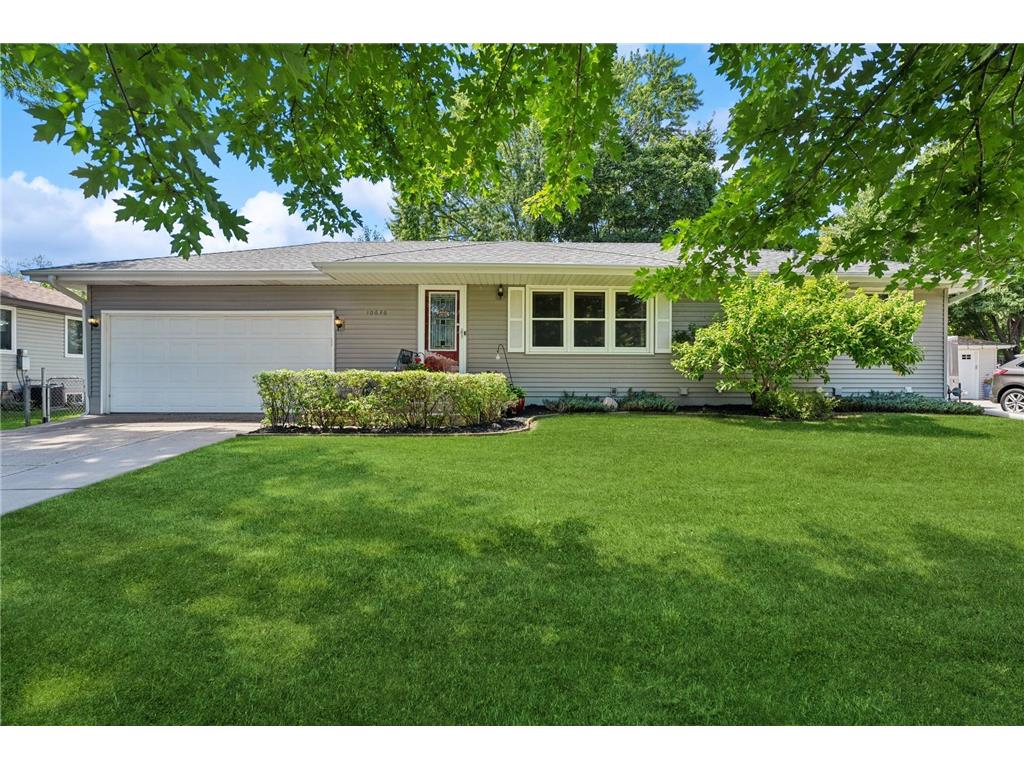 10636 Madison Street NE Blaine MN 55434 6754444 image1