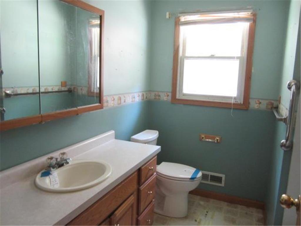 1064 273rd Avenue NE Isanti MN 55040 7087573 image16