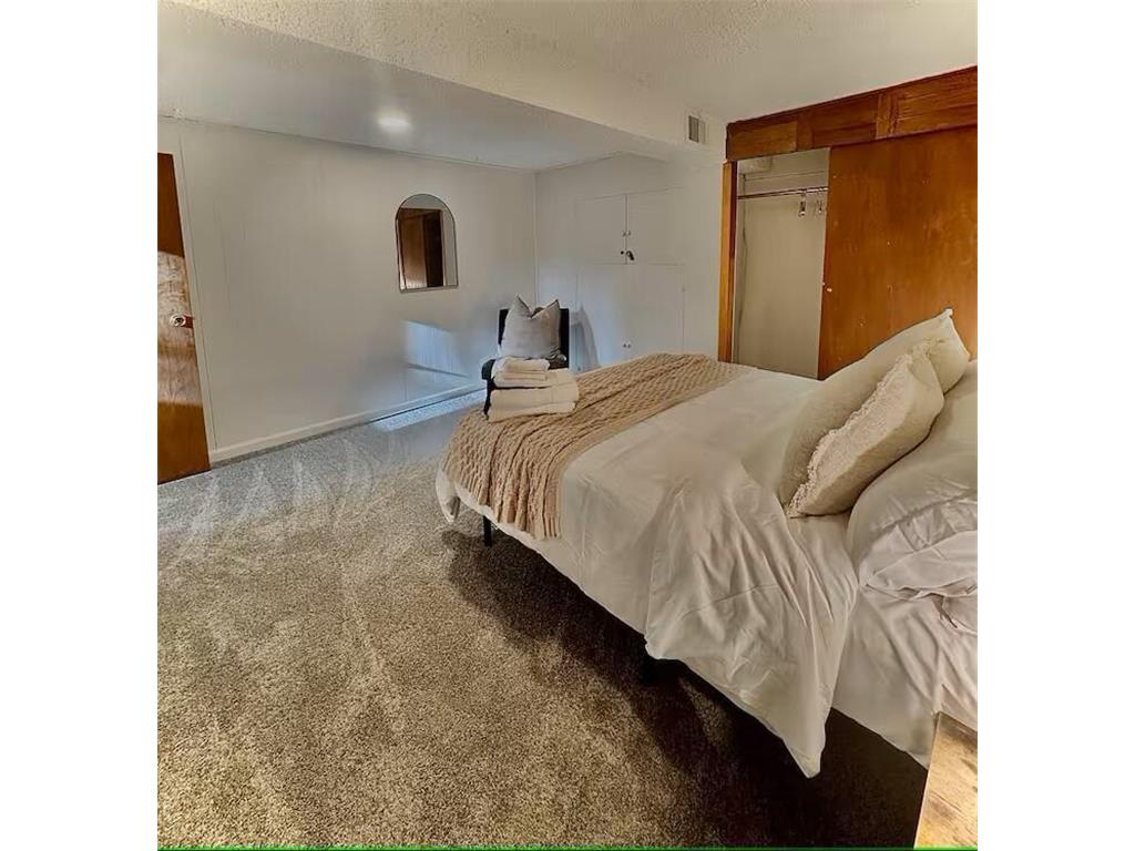 1064 Glenhill Road Shoreview MN 55126 7025114 image8