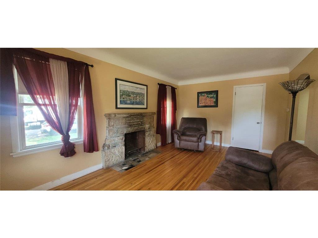 1064 Oakdale Avenue West Saint Paul MN 55118 7111722 image3