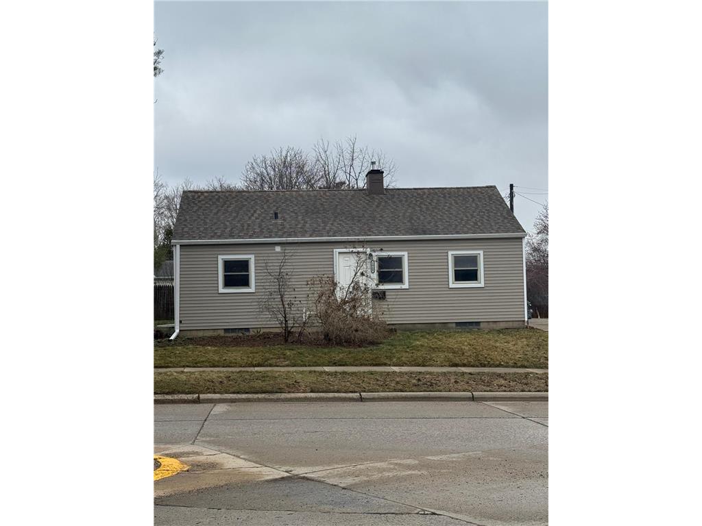 1064 S Grove Avenue Owatonna MN 55060 7036974 image1