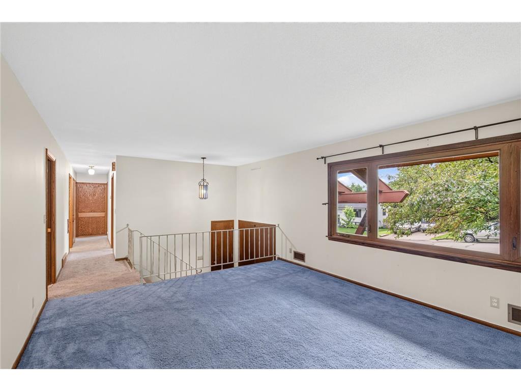 10647 Utica Road Bloomington MN 55437 7091076 image10