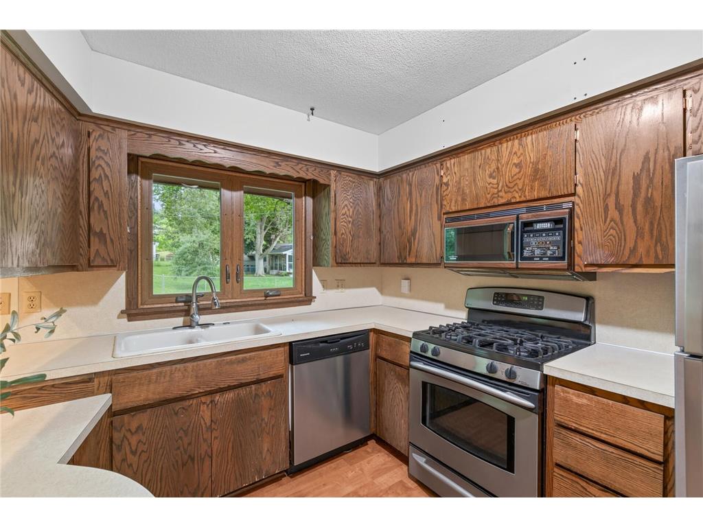 10647 Utica Road Bloomington MN 55437 7091076 image11