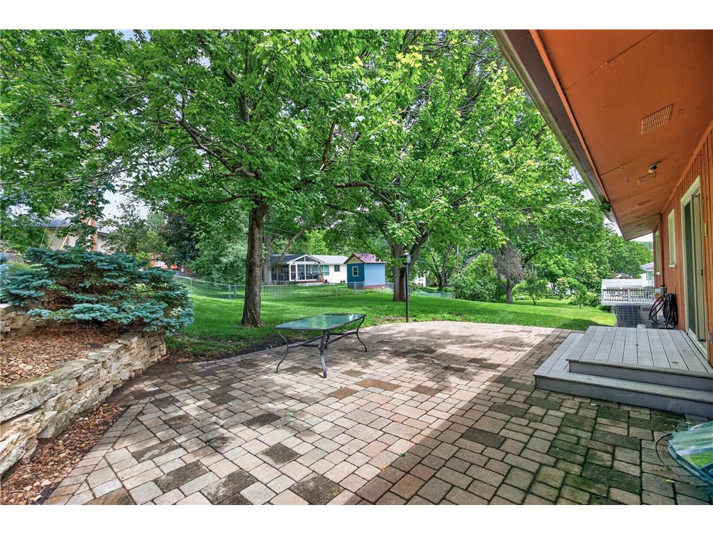 10647 Utica Road Bloomington MN 55437 7091076 image26