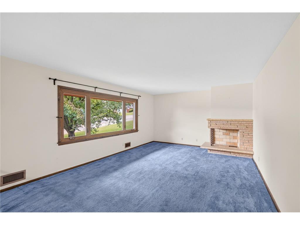 10647 Utica Road Bloomington MN 55437 7091076 image6