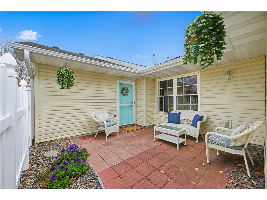 1065 Blackbird Trail SW #8 Hutchinson MN 55350 6816089 image1