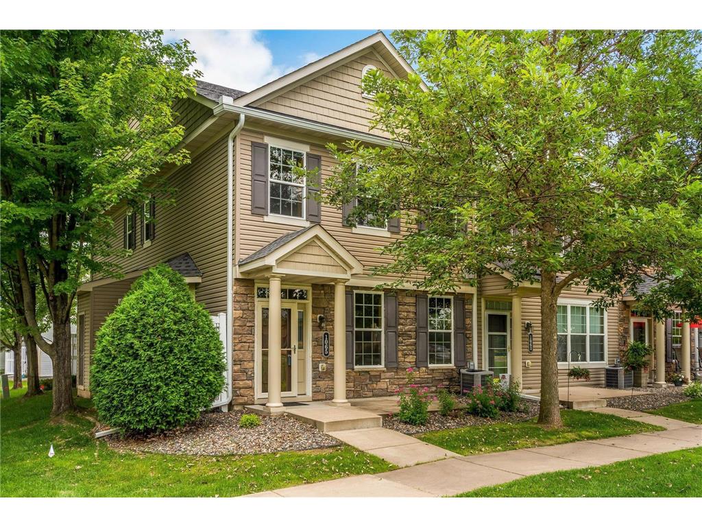 1065 Hillvale Avenue N Oakdale MN 55128 6563051 image1