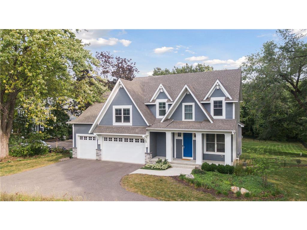 1065 Shryer Avenue W Roseville MN 55113 6407533 image1