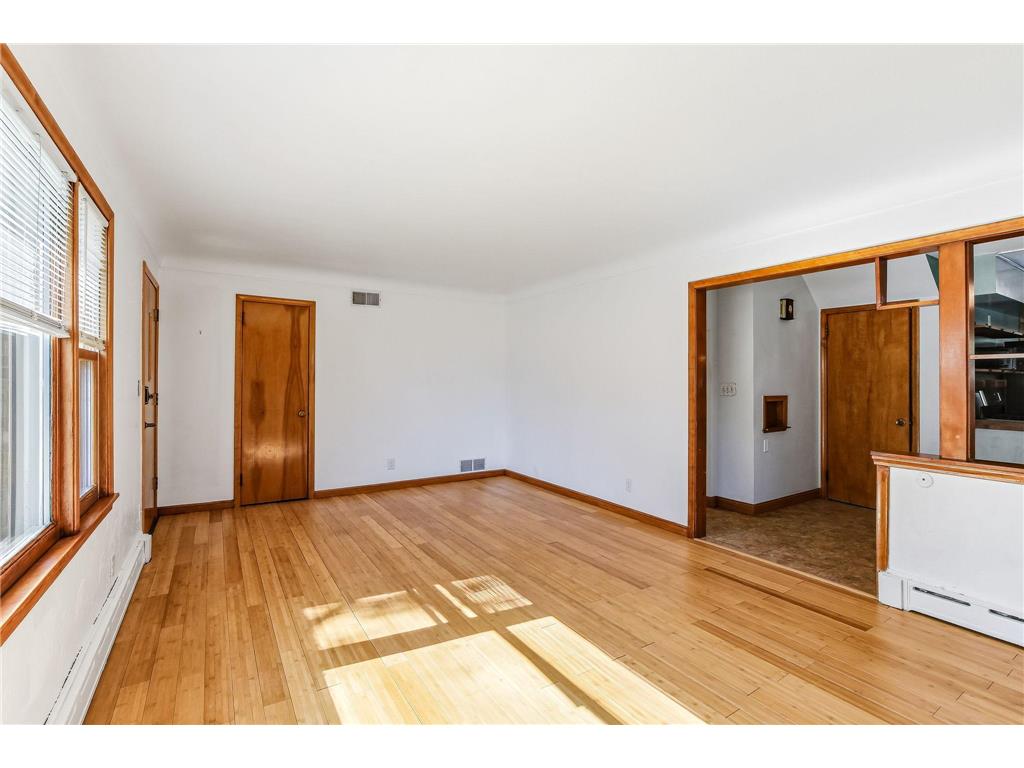 1065 Stryker Avenue West Saint Paul MN 55118 7088457 image5