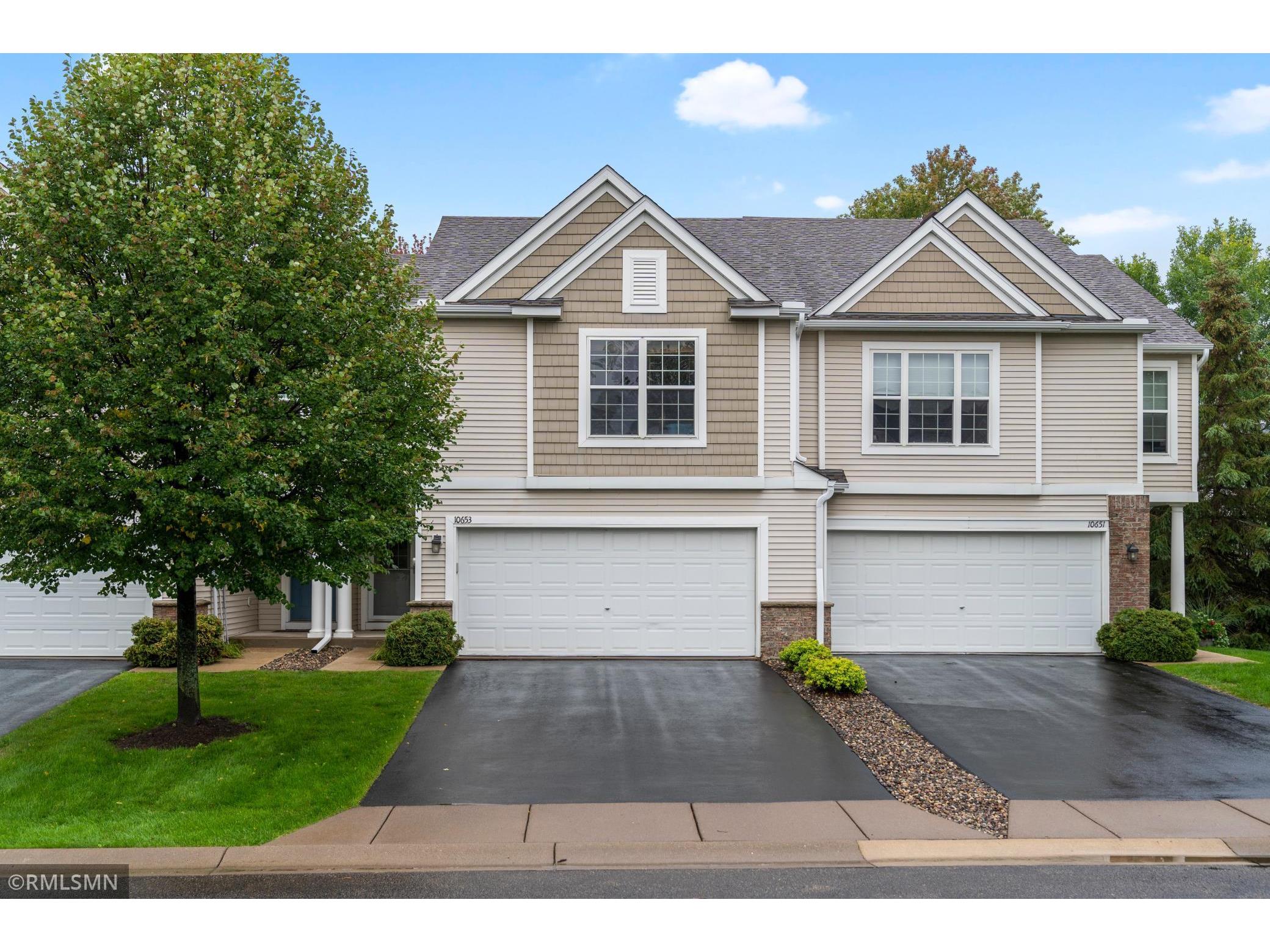 10653 Pond Curve, Woodbury, MN, 55129 MLS 6094072 Edina Realty