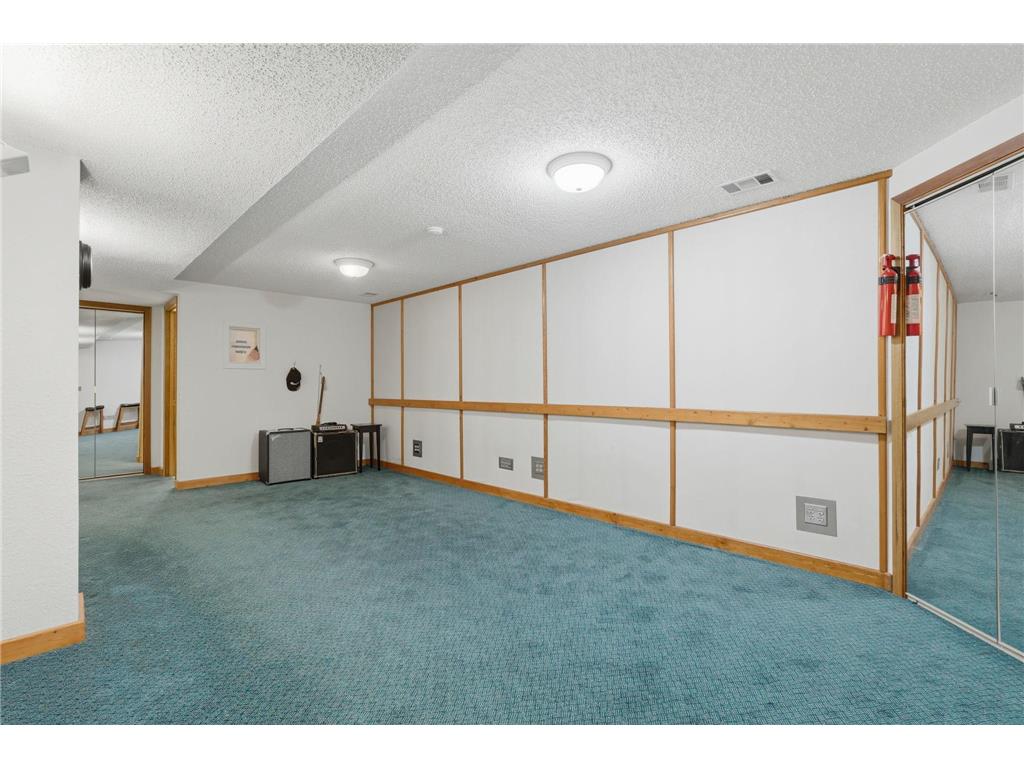 10655 Beard Avenue S Bloomington MN 55431 6805204 image17