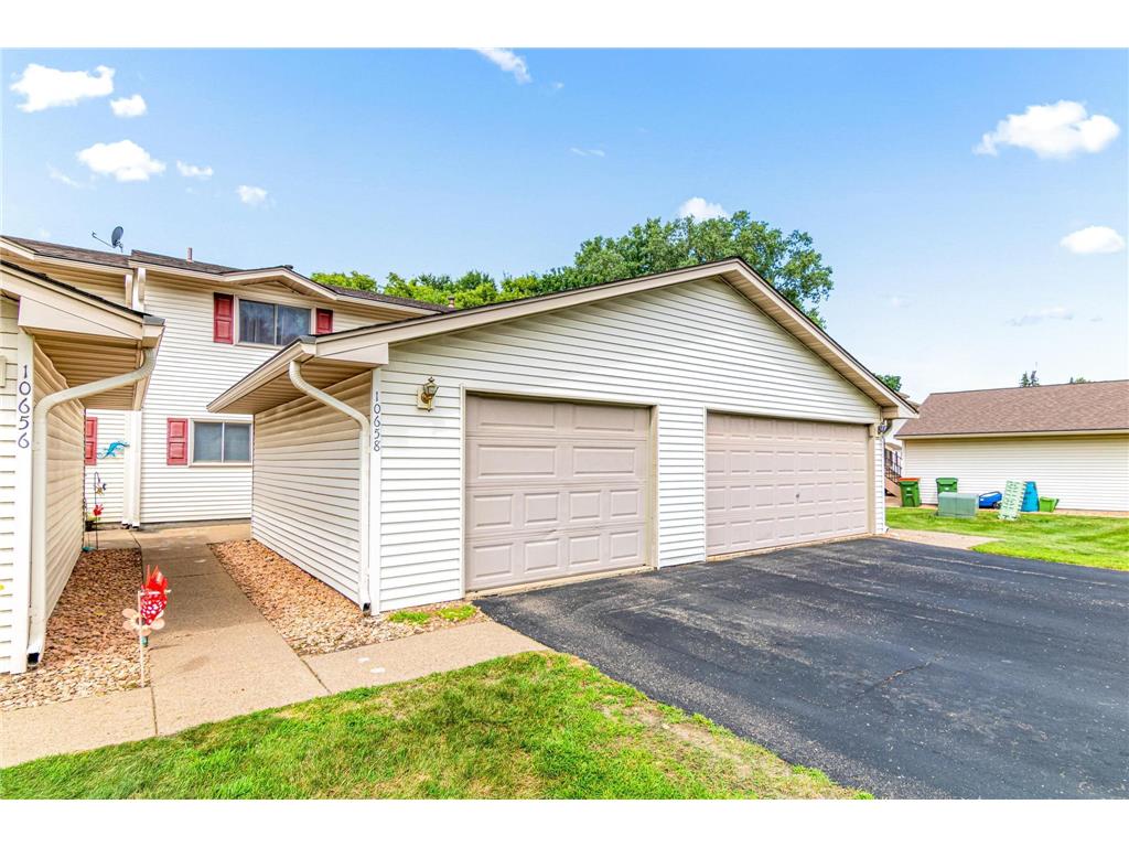 10658 Hummingbird Street NW Coon Rapids MN 55433 7006320 image1