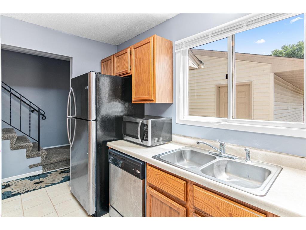 10658 Hummingbird Street NW Coon Rapids MN 55433 7006320 image5