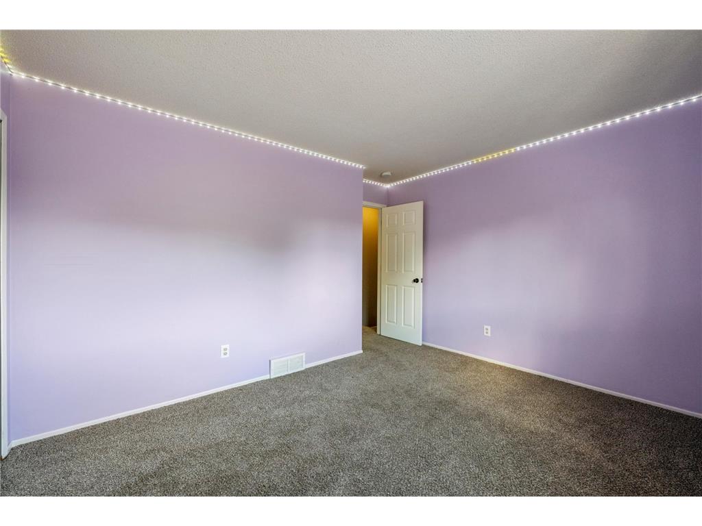 10658 Hummingbird Street NW Coon Rapids MN 55433 7085288 image25