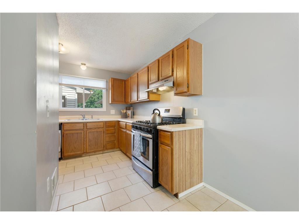 10658 Hummingbird Street NW Coon Rapids MN 55433 7085288 image9