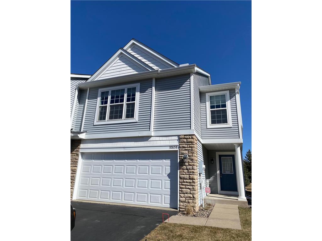 10658 Pond Curve, Woodbury, MN, 55129 MLS 6481131 Edina Realty