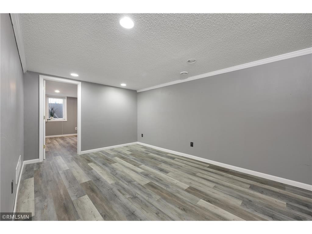 1066 Beatrice Street Eagan MN 55121 7079143 image20