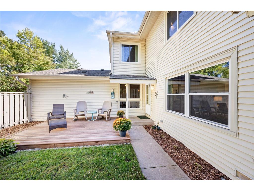 1066 Carmel Court Shoreview MN 55126 6578105 image1