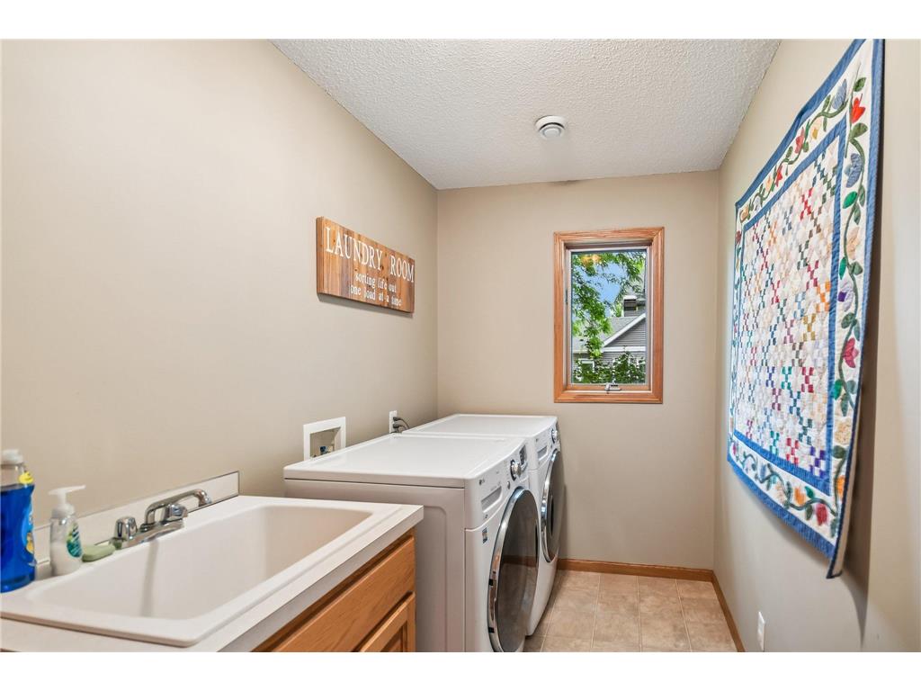 1066 Cripple Creek Pass Lino Lakes MN 55038 7092649 image11